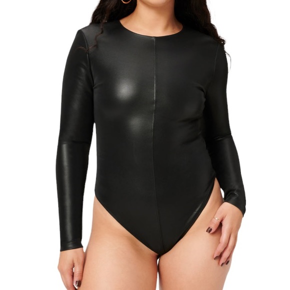 Good American Tops - Good American Better Than Leather Long Sleeve Bodysuit in Black Size 3X